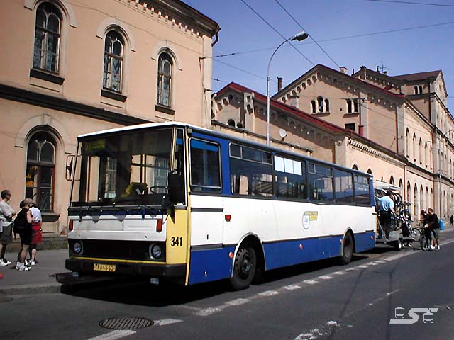 Kliknut�m okno zav�ete