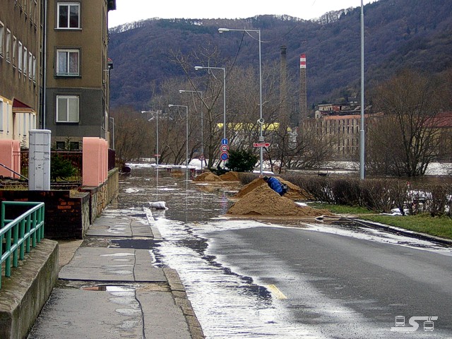 Kliknut�m okno zav�ete