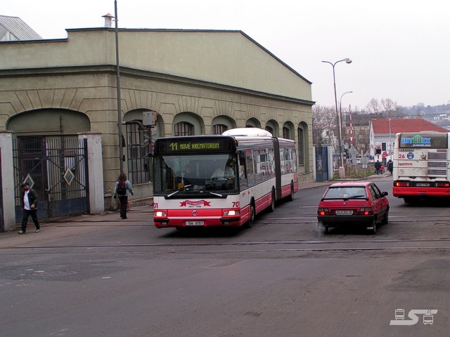 Kliknut�m okno zav�ete