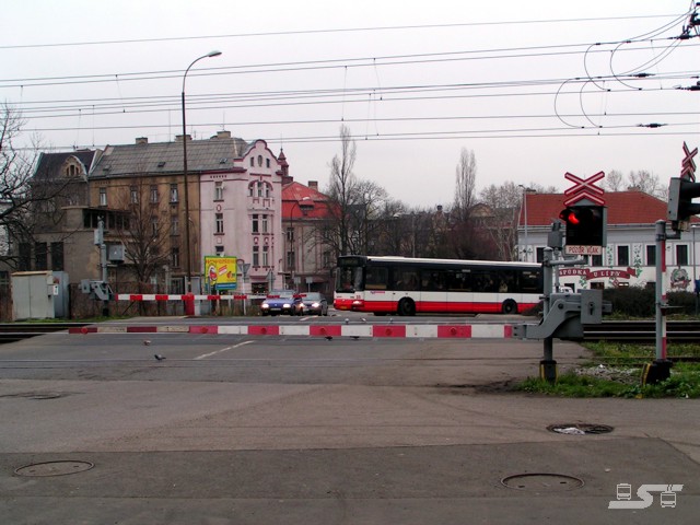 Kliknut�m okno zav�ete